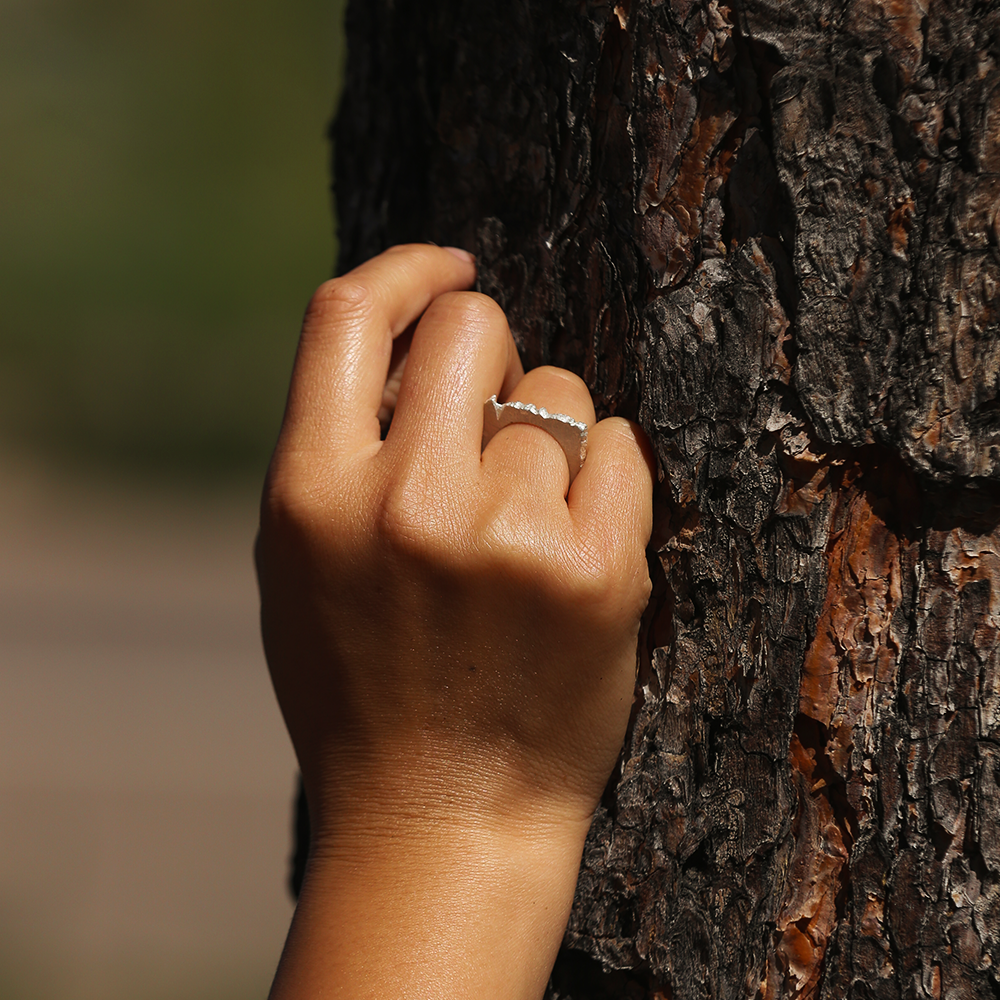 Earthbound Forest Bark Square Ring (Medium)